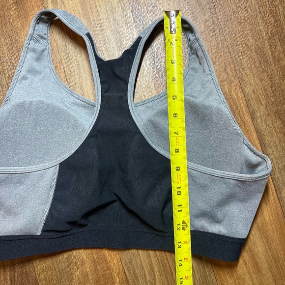 Adidas - Picture 4 of 4